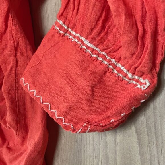 Vintage Tie-Front Embroidered Top - Picture 3 of 5